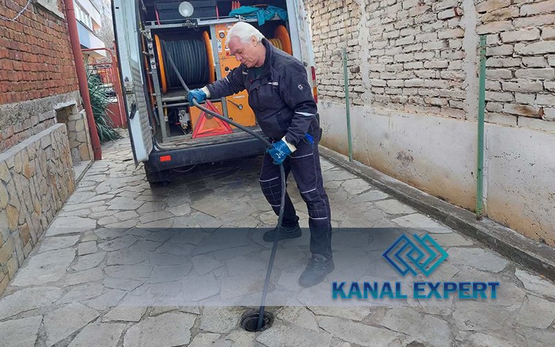 Отпушване на канал с вода под високо налягане